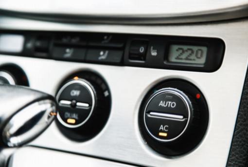 Das Verständnis der Anzeichen eines defekten Klimakompressors im Auto