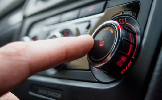 Ignorieren Sie nicht seltsame Gerüche: Mögliche Probleme mit der Auto-Klimaanlage