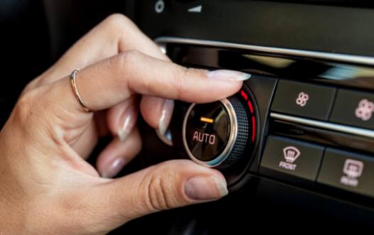 Vermeidung kostspieliger Reparaturen: Wie man Probleme mit der Auto-Klimaanlage verhindert